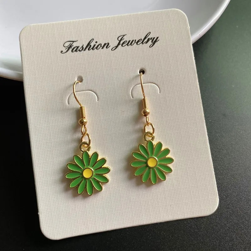 Korean Fashion Flower Pendant Necklace for Girl Women White Yellow Color Trendy Choker Necklace Gift for Summer Wholesale