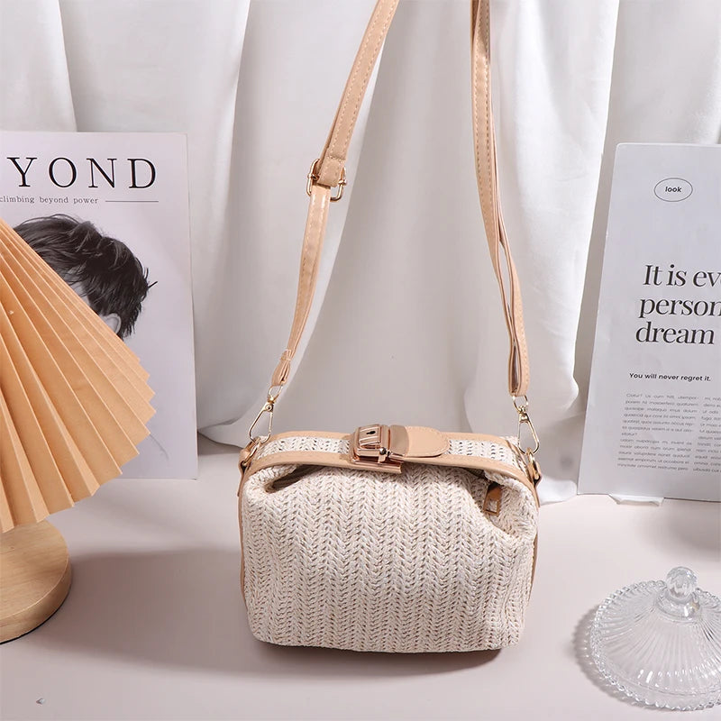 Straw Crossbody Bag For Women Fashion Bohemian Small Knitting Summer Purse And Handbag Ladies Casual Vacation Bucket Beach Bags