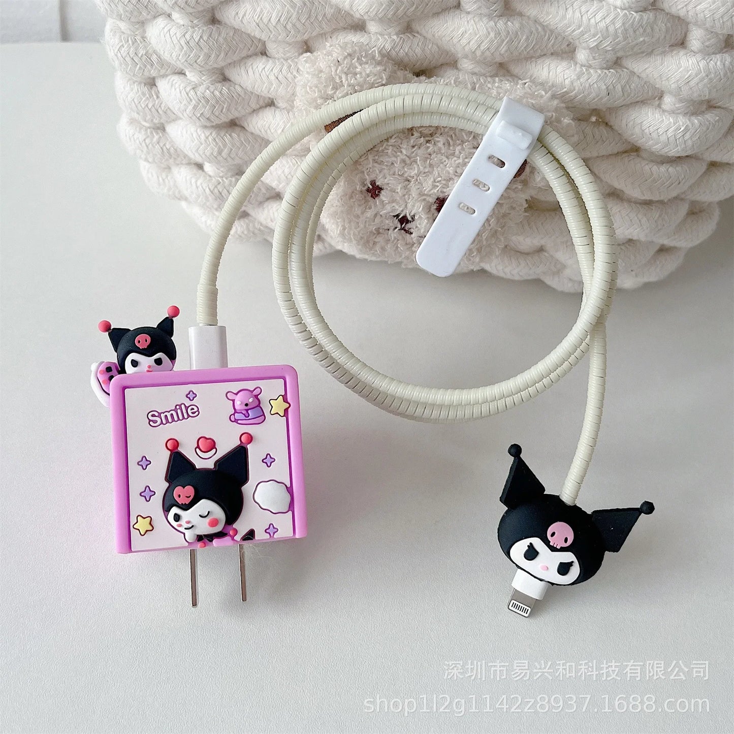 Sanrios Kuromi HelloKitty Melodys Cable Protector for Iphone Ipad 20W Charger Case Kawaii Anime Winnie Stellalou Protector Shell