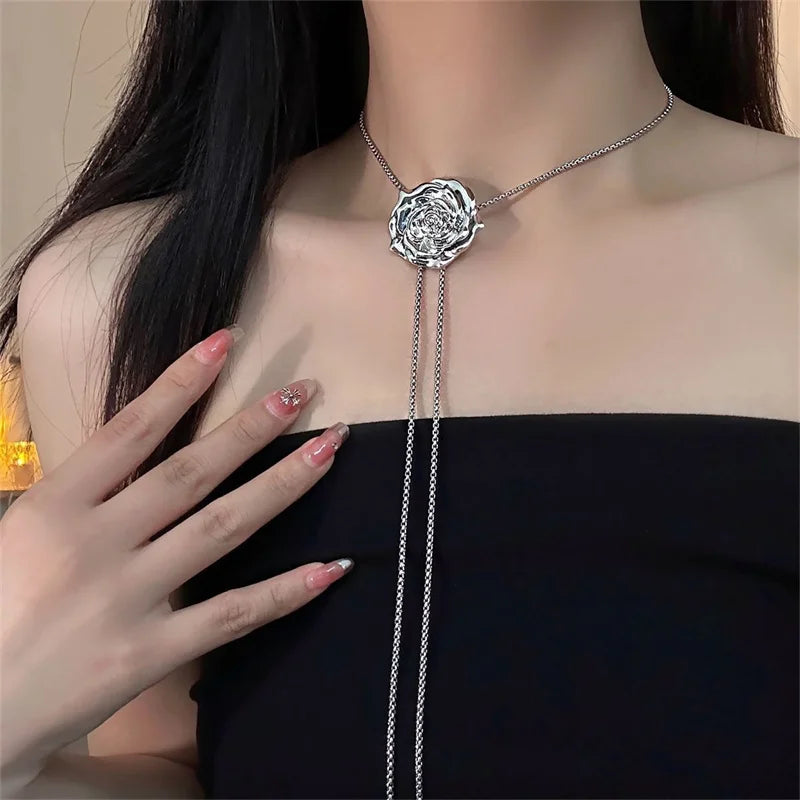 Y2K Luxury Long Chain Pull Liquid Butterfly Necklace for Women Korean Fashion Pendant Sweater Necklace Birthday Gift Collares