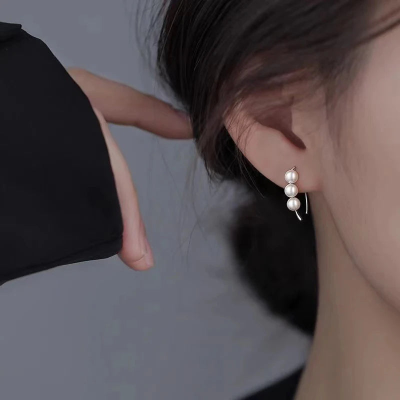 1Pair New Fashion White Pearl Stud Earrings Light Luxury Round Wedding Earrings For Woman Gifts Sweet Earring Girl Jewelry