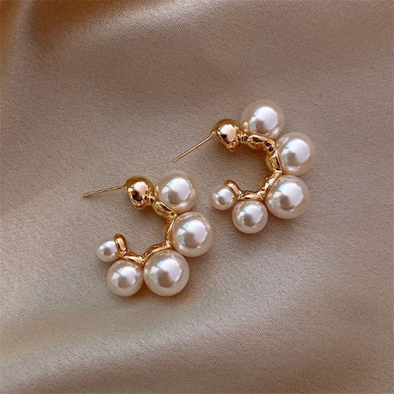 2023 New Fashion Lavender Purple Earrings for Woman Metal Golden Twisted Art Line Purple Stud Earrings Gift Jewelry Wholesale