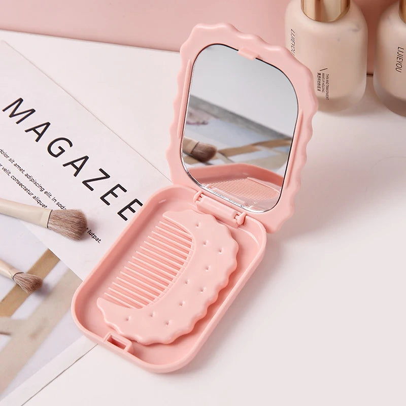 Mini Biscuit Hand-Held Mirror Portable Cheese Biscuit Design Biscuit Make-Up Mirror Cute Folding Biscuit Pocket Mirror Travel
