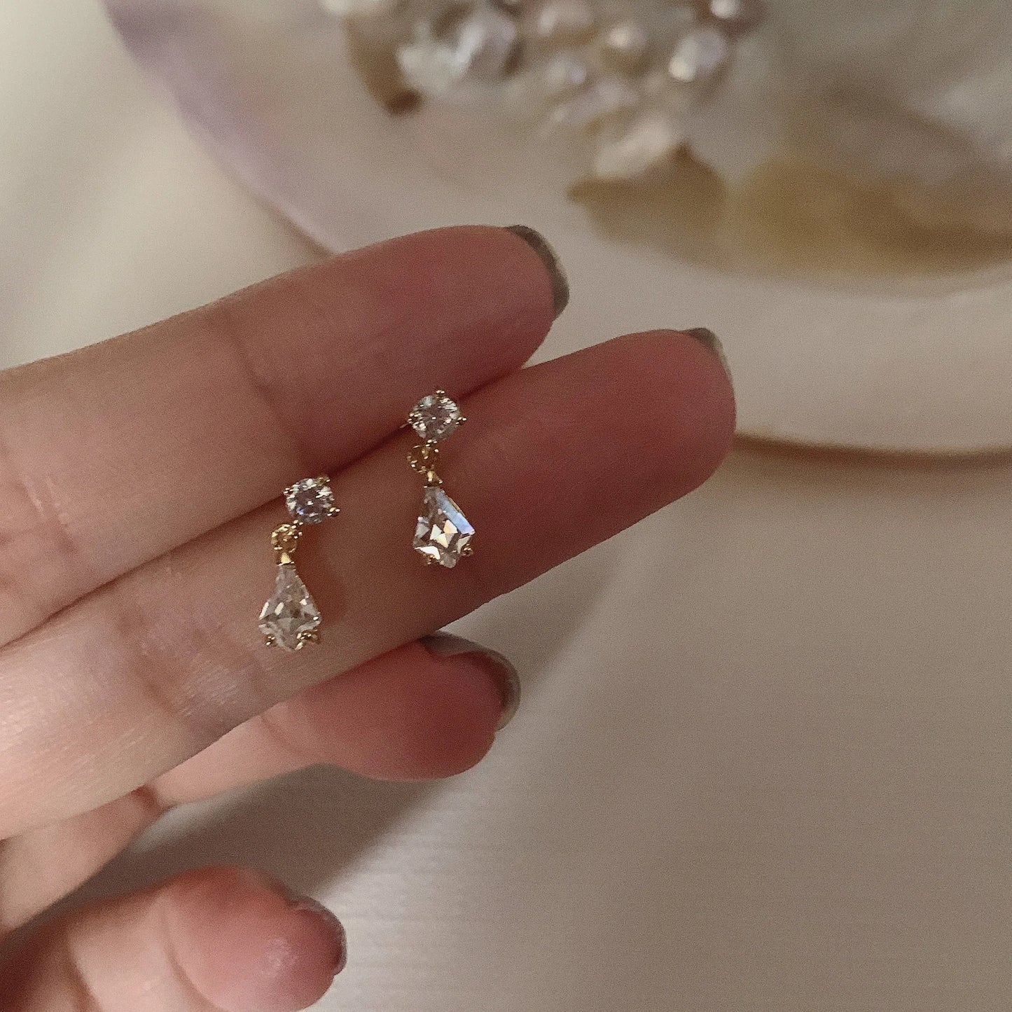 Korean Cute Ear Piercing Water Drop Earrings for Women Crystal Short Tassel Hypoallergenic Female Earrings Party Jewelry Brincos