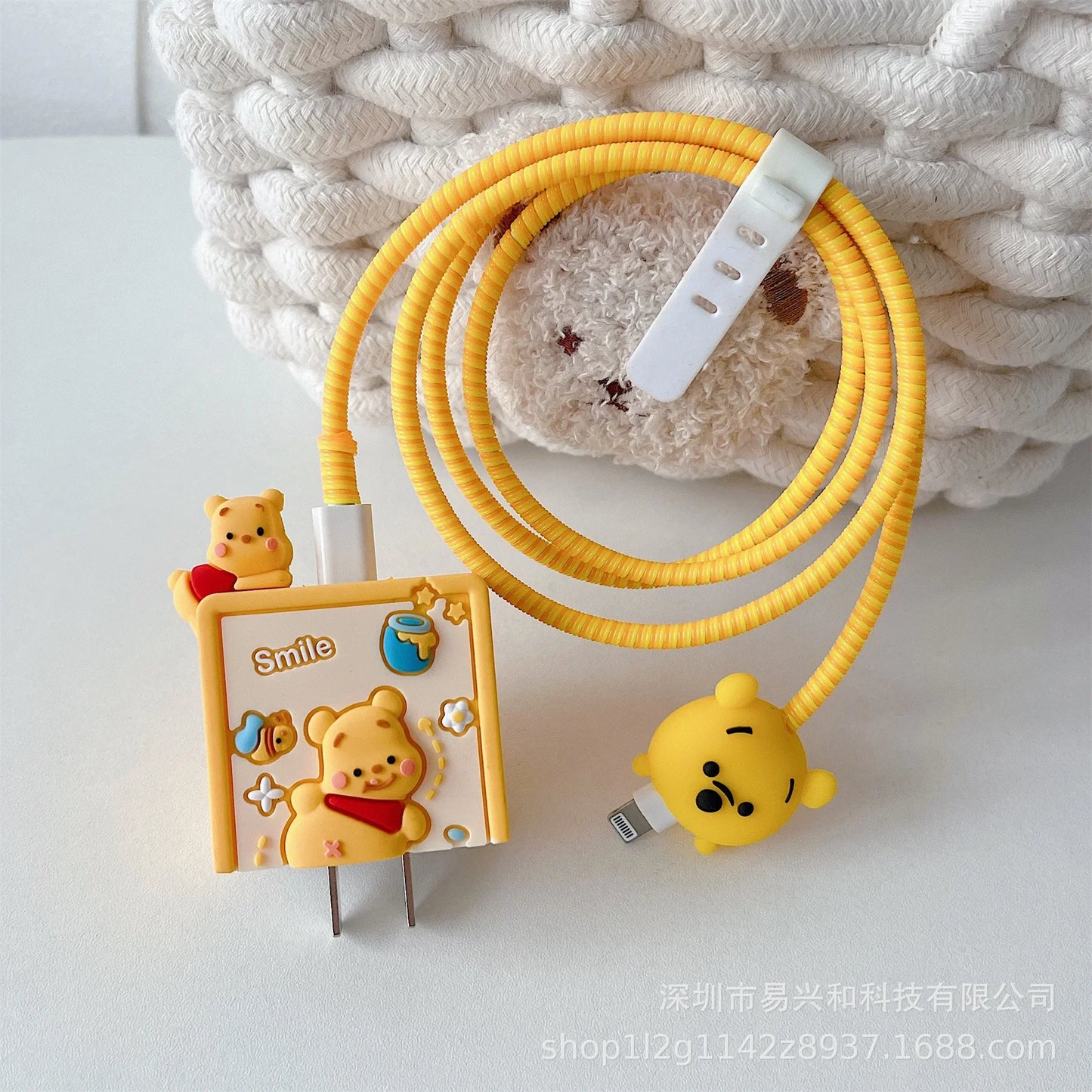 Sanrios Kuromi HelloKitty Melodys Cable Protector for Iphone Ipad 20W Charger Case Kawaii Anime Winnie Stellalou Protector Shell