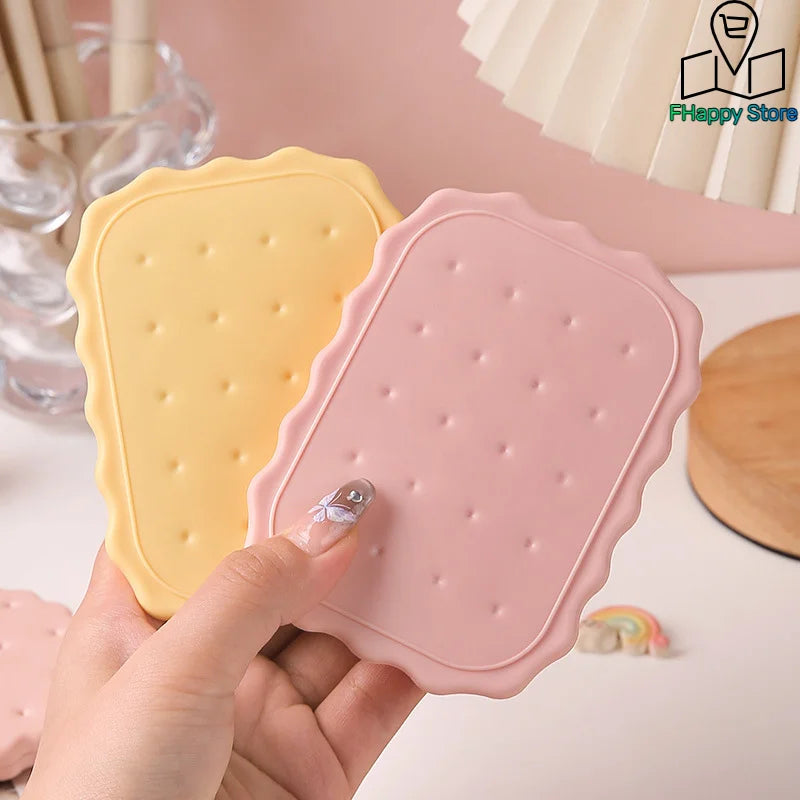 Mini Biscuit Hand-Held Mirror Portable Cheese Biscuit Design Biscuit Make-Up Mirror Cute Folding Biscuit Pocket Mirror Travel