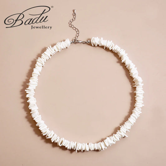 Badu Bohemia White Natural Shell Necklace Irregular Gravel Chip Puka Shell Necklace Women Choker Fashion Summer Beach Jewelry