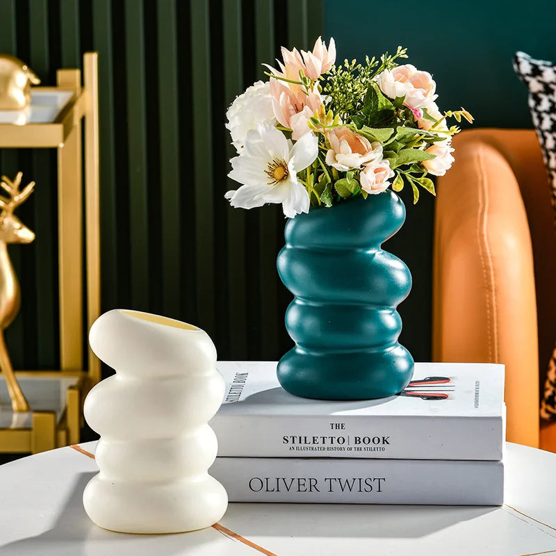 Plastic Spiral White Vase Nordic Creative Flower Arrangement Container For Kitchen Living Bedroom Home Decoration Ornament