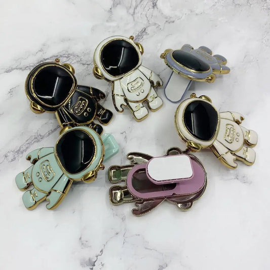 Creative Phone Holder Standing Smooth Surface Electroplated Astronaut Shape Phone Holder Desktop Phone Bracket Portable